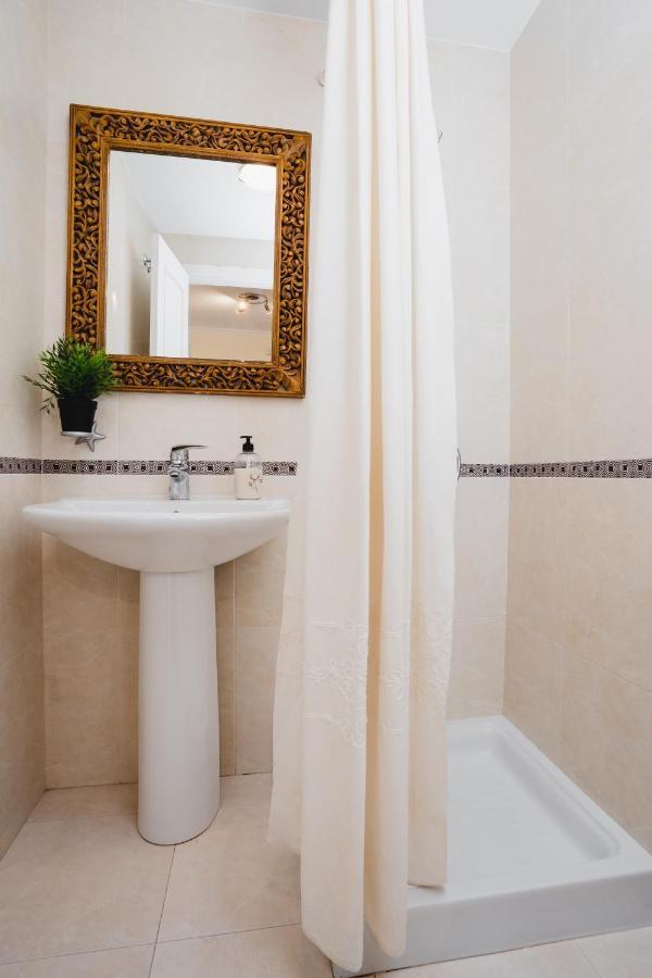 Apartamentos Lorien Миядойро Екстериор снимка
